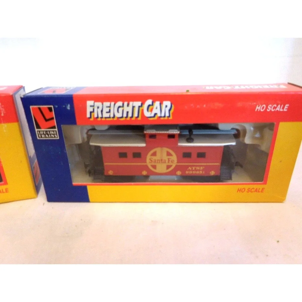 Life Like HO Scale 8581 Potlatch‎ Gondola Plus SANTA FE CABOOSE #8552 NIB